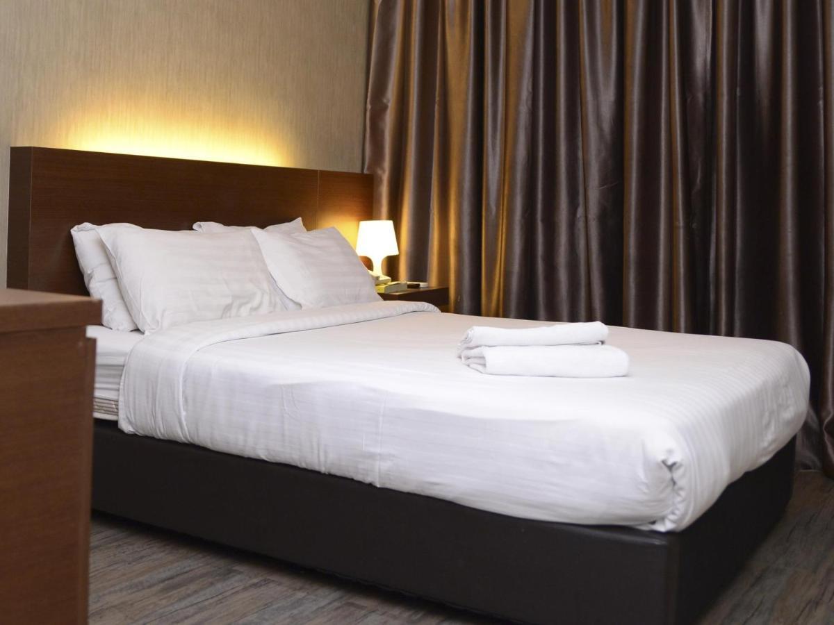Hotel The Marque 3*
